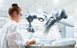 ABB Yumi雙臂機器人 人機協作新時代下的信息系統集成服務引領者
